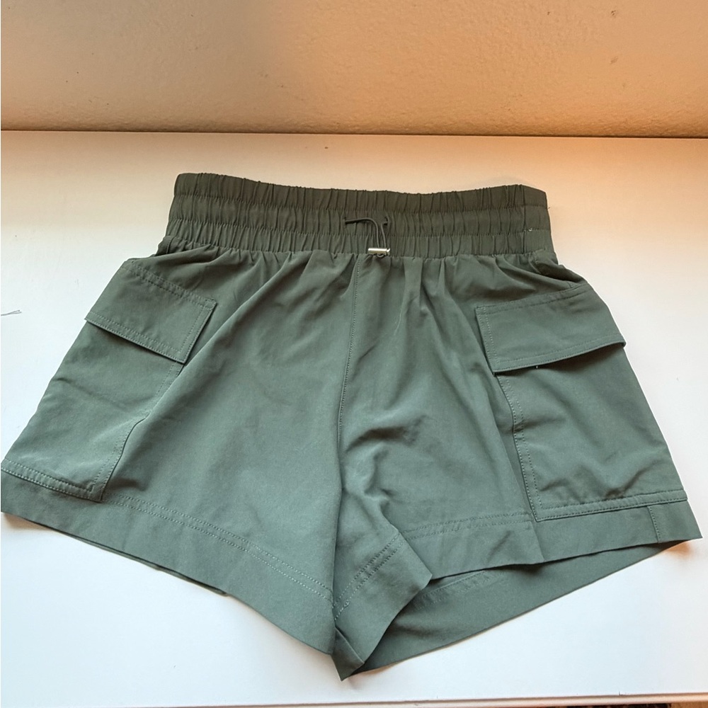 Abercrombie & Fitch Green Utility Cargo Shorts Size Small